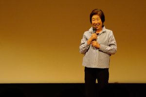 会場の空気はやわらかく、ほっと笑いがこぼれ、じんわり涙がにじむことも