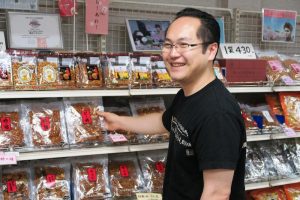 演劇部だったという小森さんは、いくらカメラを向けられても動じない。さすがの役者魂！？