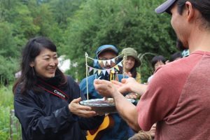 「ガイドブックには載らない、ポートランドの日常を体感してほしい」と、現地でプログラムをコーディネートしたユリ・バクスターニールさん。とびきりの美貌と知性、情熱の持ち主